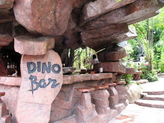 Dino Bar