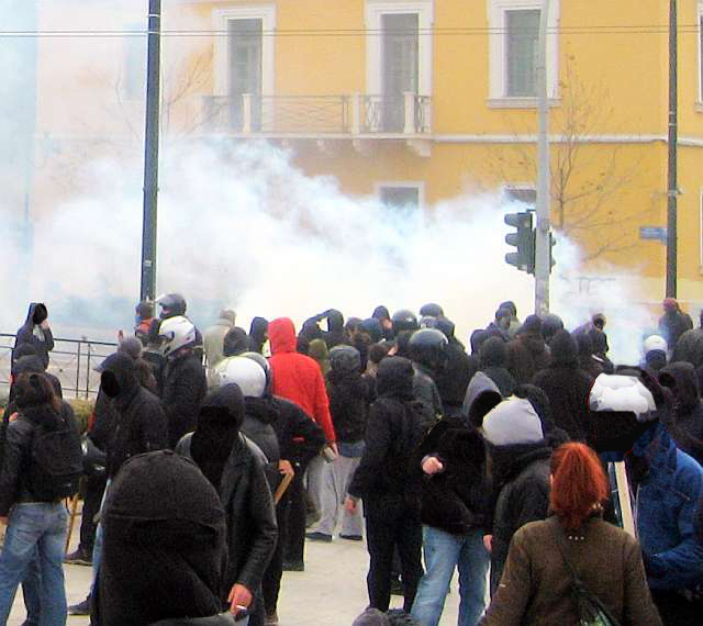 [2-2-2008_greece_anarchists_cancel_fascists_demo__022_.jpg]