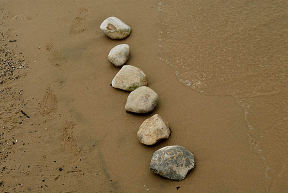 [Zen+beach+stones+001+sm.jpg]