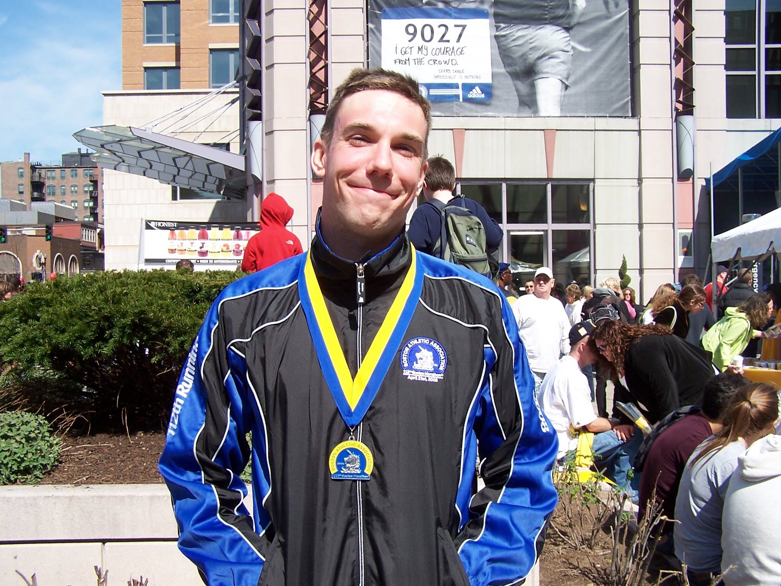 [post+race+with+jacket+and+medal.jpg]