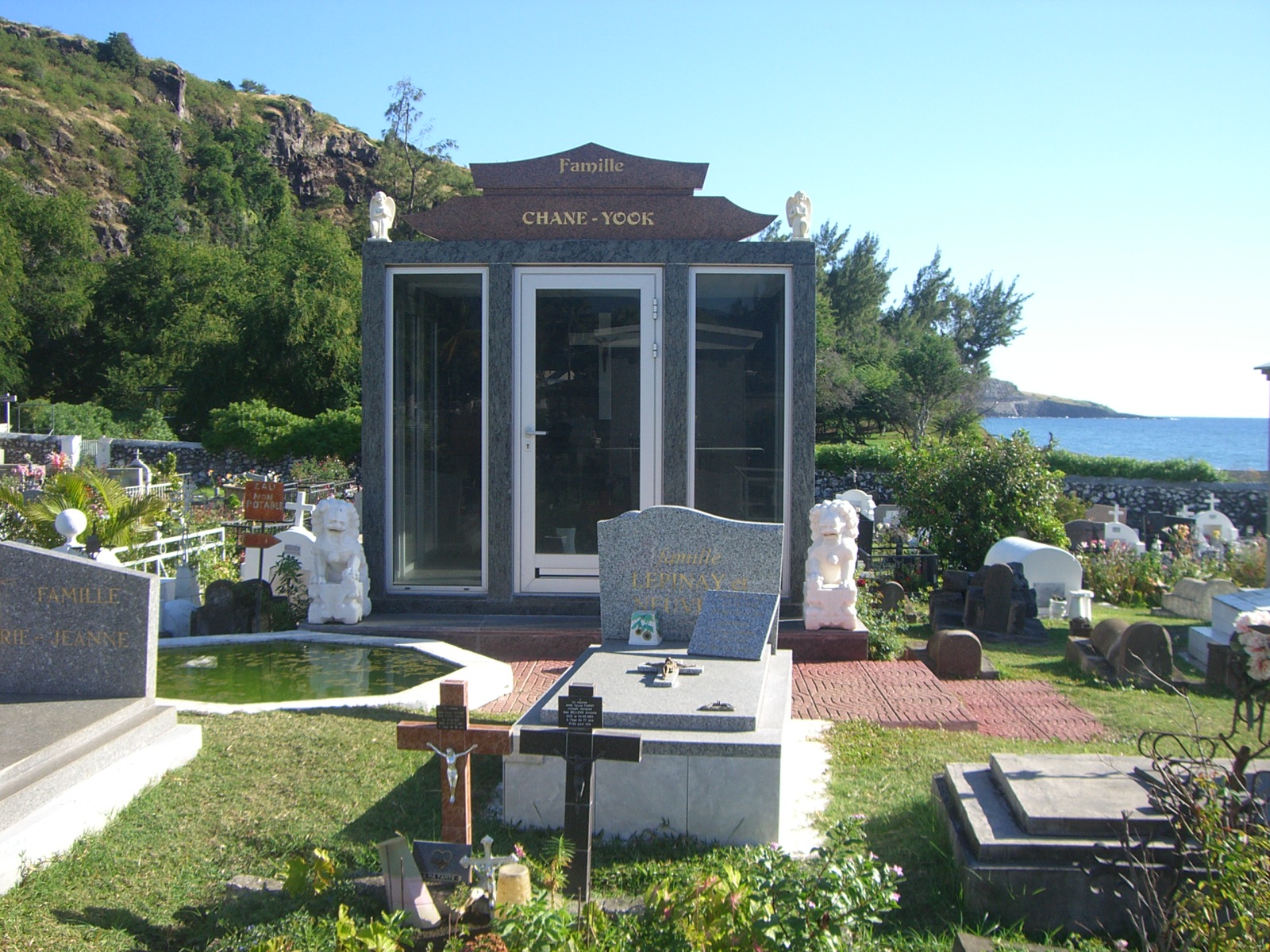 [cimetière+marin,+Saint-Paul,+ma+sortie+en+solitaire+(6).JPG]