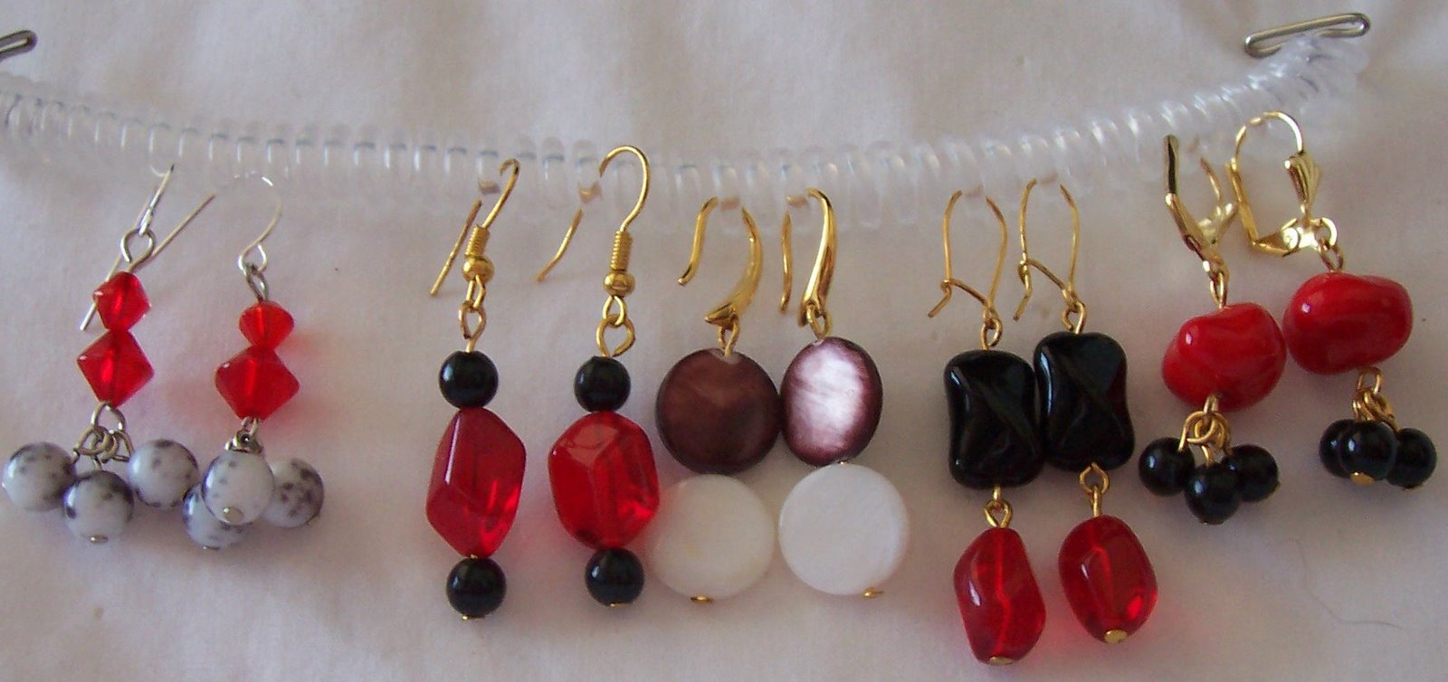 [collection+of+earing+for+e.jpg]