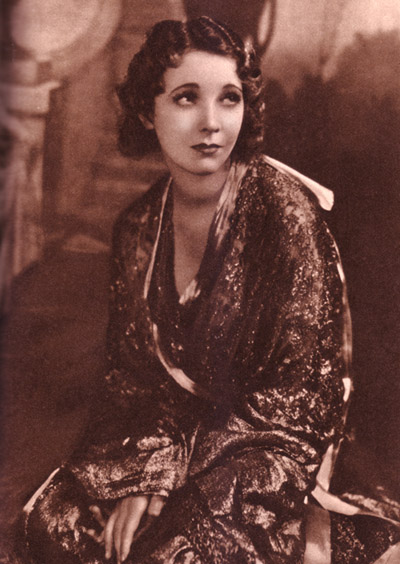 [Helen+Twelvetrees+-+New+Movie+Magazine+-+April+1930sm.jpg]