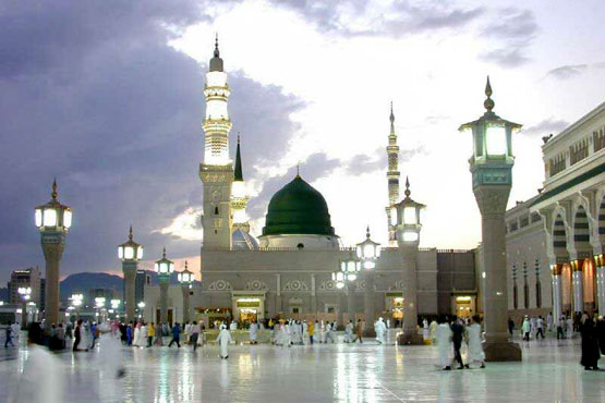 [masjid+medina.jpg]