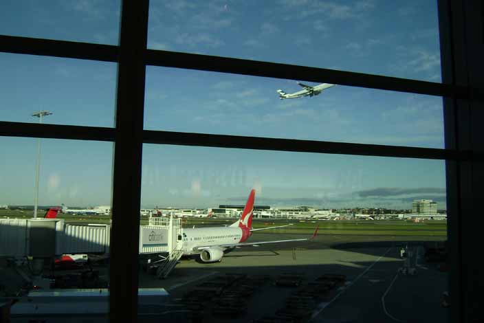 [003+Sydney+Airport.jpg]