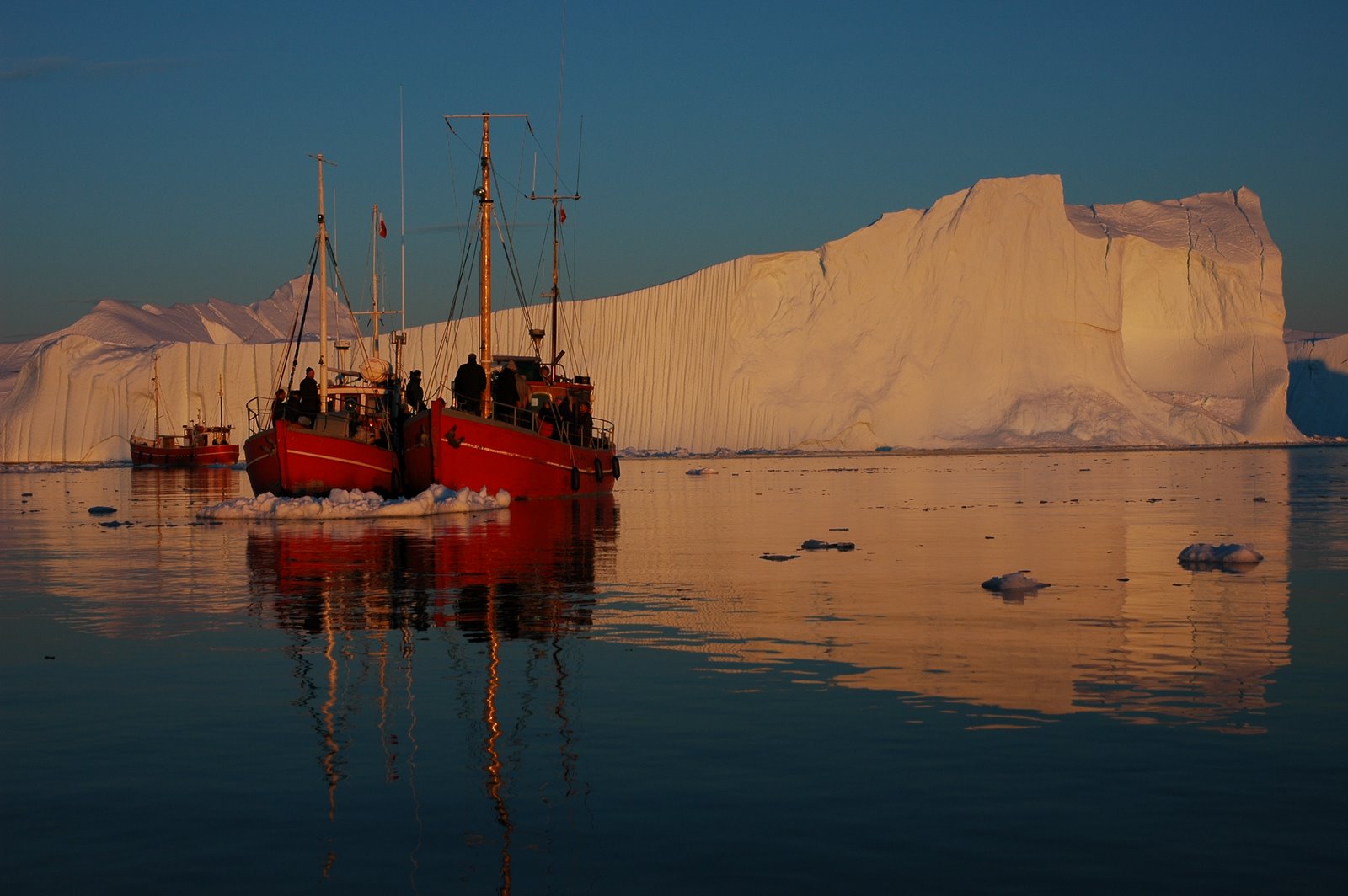 [Grönland+15+Isberg+i+solnedgång+Ilulissat.jpg]