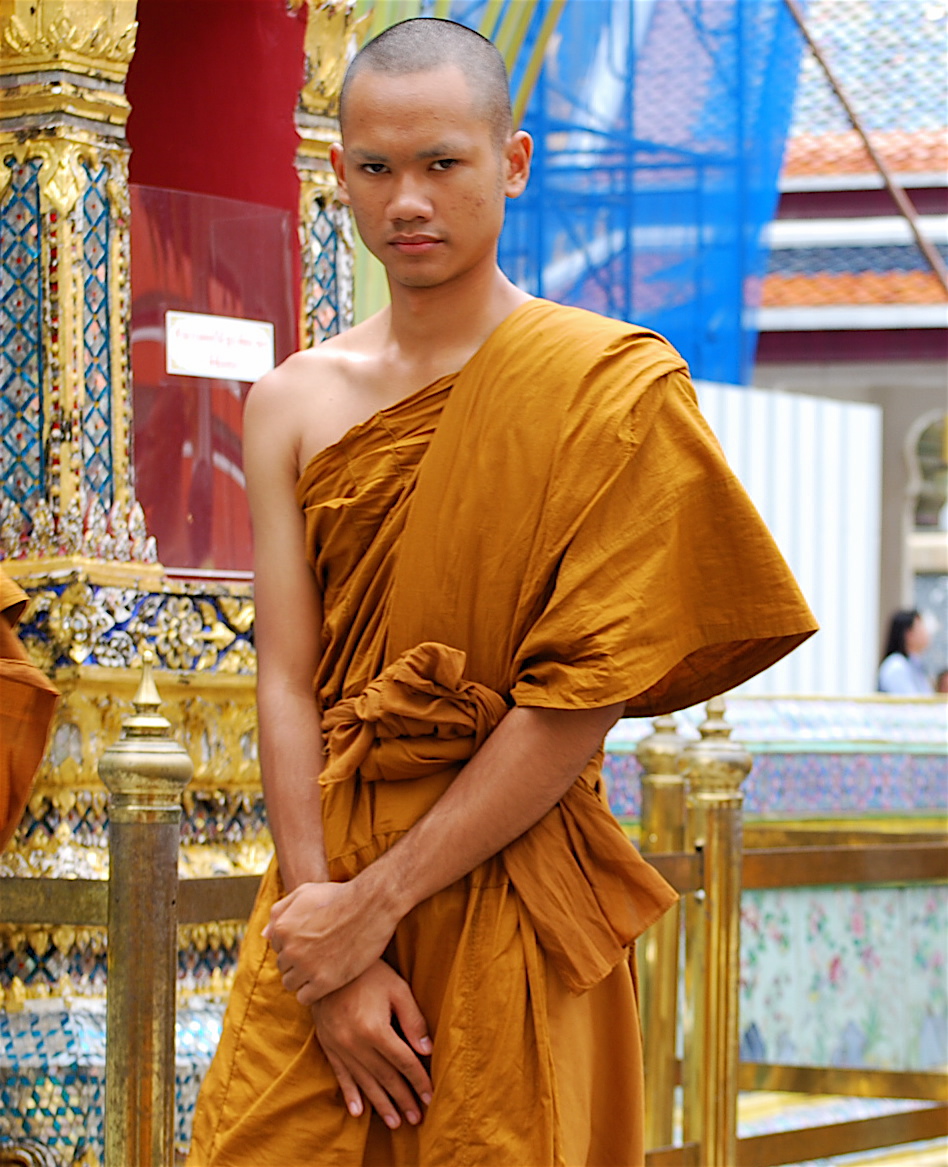 [monge-Bangkok+3.JPG]