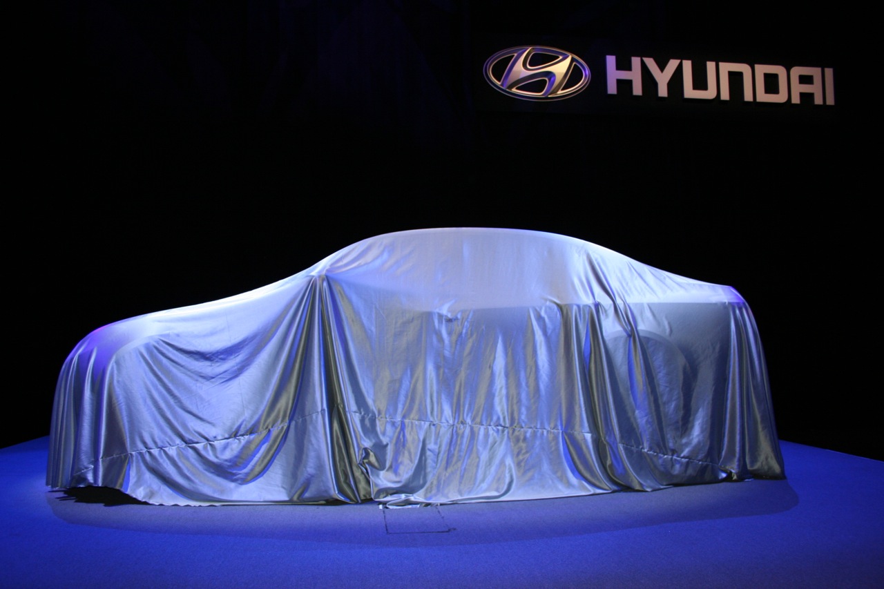 [Hyundai_Concept_Genesis_1.jpg]