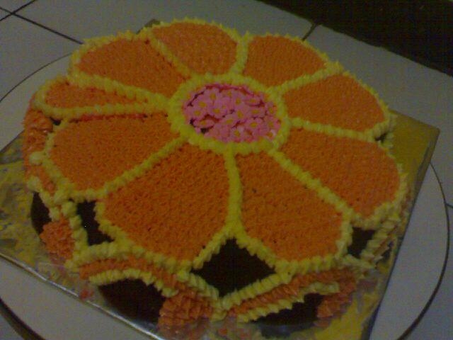 [flowers+cake.JPG]