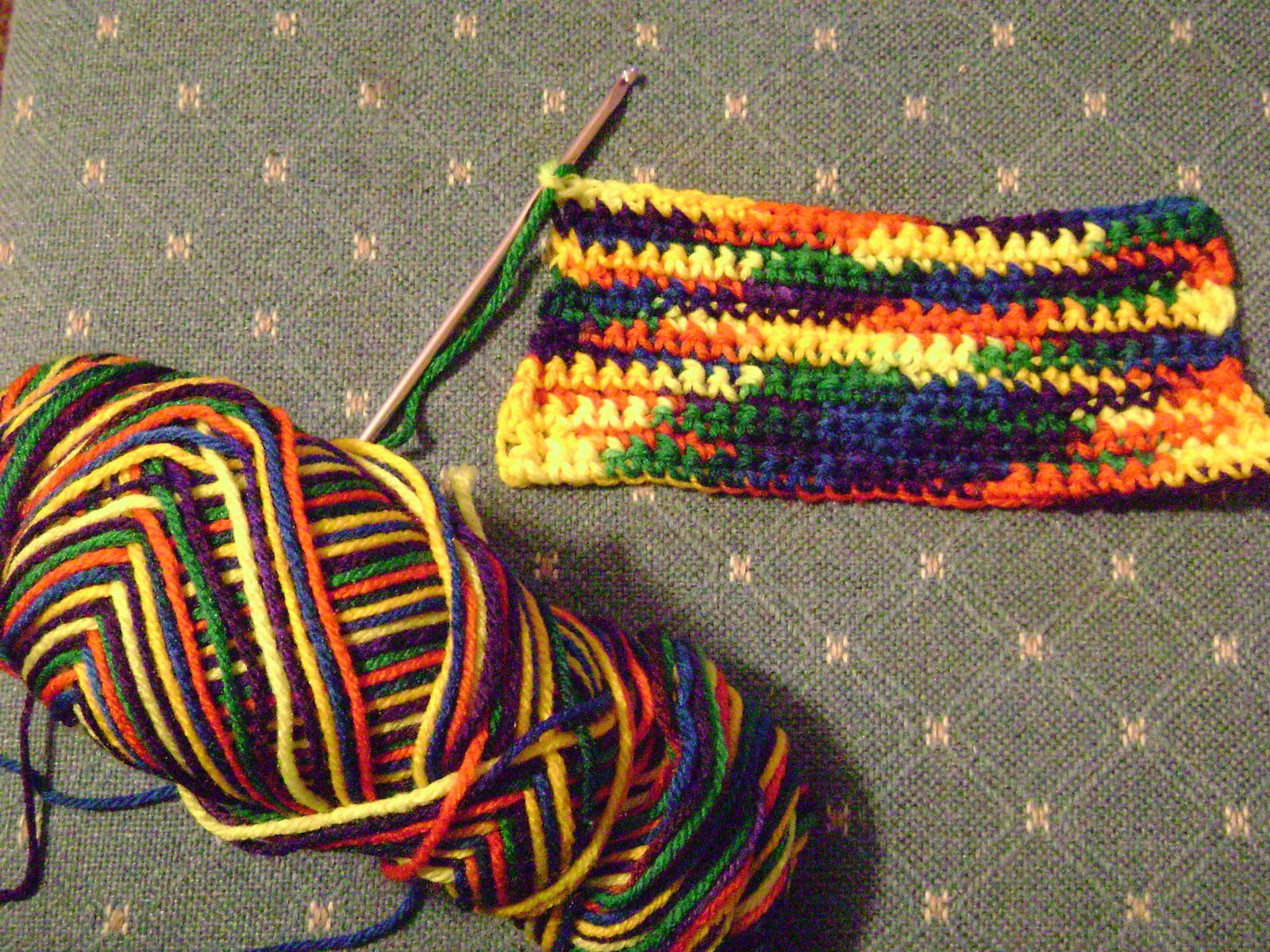 [My+First+Time+Crocheting+7-23-08+016.JPG]