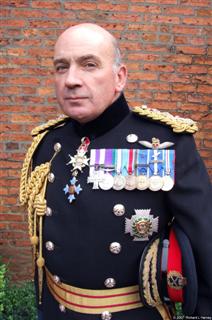 [General_Sir_Francis_Richard_Dannatt,_KCB,_CBE,_MC_-_York_2007-09-22_(RLH).jpg]