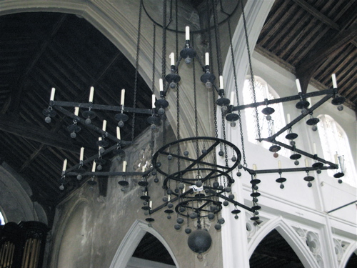 [church+chandelier.jpg]