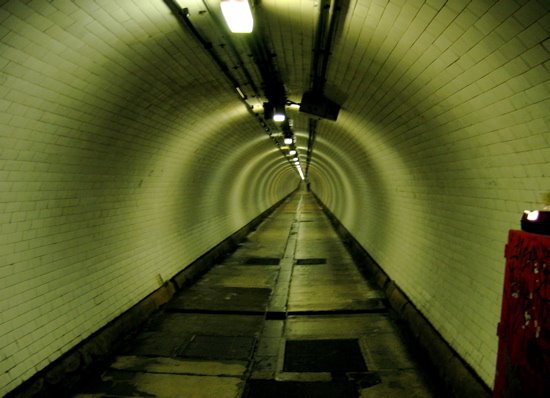 [Inside_Greenwich_Foot_Tunnel.jpg]