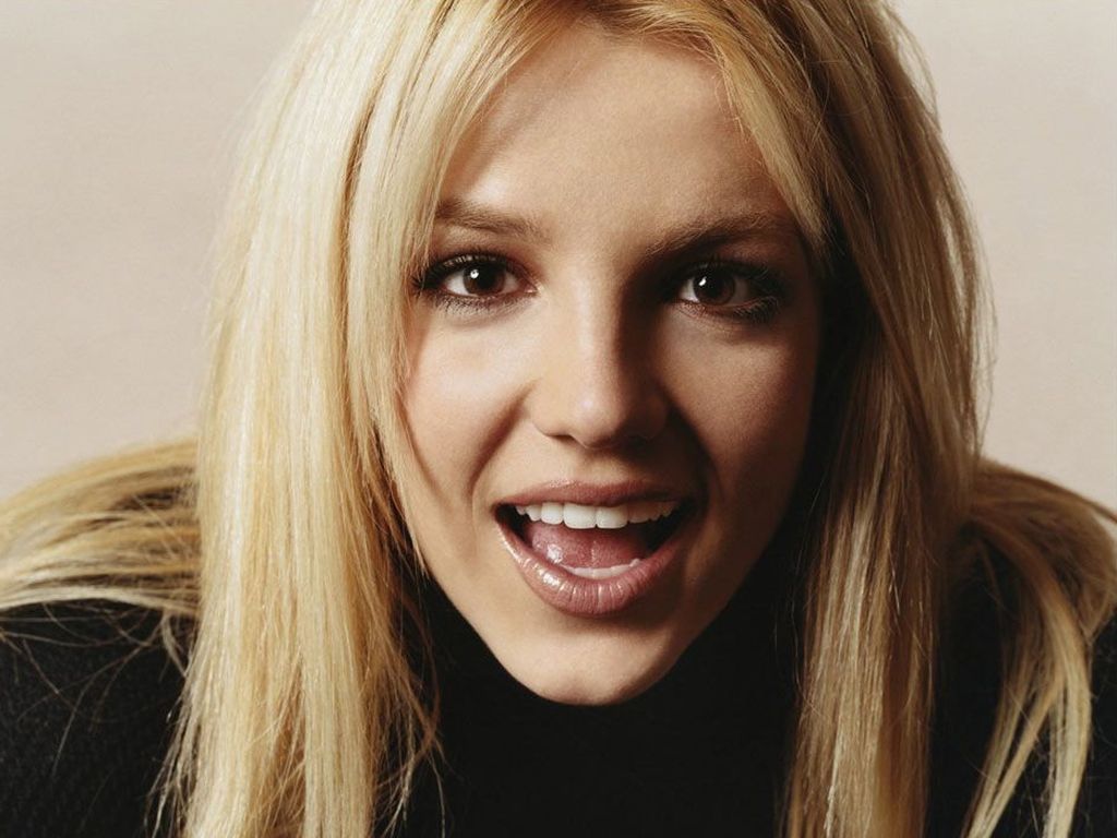 [Britney_Spears-05-Beautiful-Desktop-Wallpapers.blogspot.com.jpg]