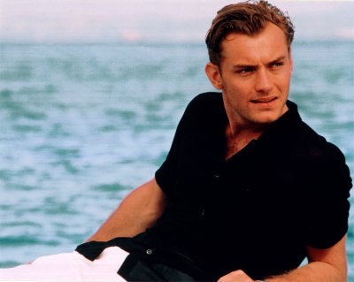 [039_40515~Jude-Law-Posters.jpg]