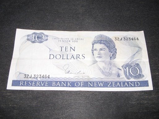 [Ten+Dollars+NZ.JPG]
