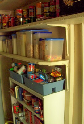 [how-to-organize-your-pantry.jpg]