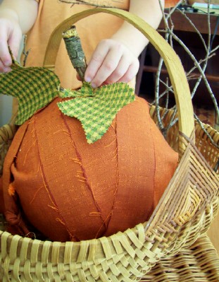[how-to-make-a-pumpkin.jpg]