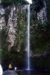 [camig-_katibawasan_falls.1.jpg]