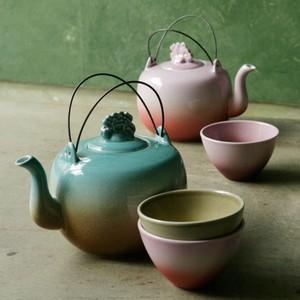 [gayane+teapot+by+kenzo.jpg]