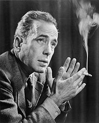 [200px-Humphrey_Bogart_by_Karsh_%28Library_and_Archives_Canada%29.jpg]