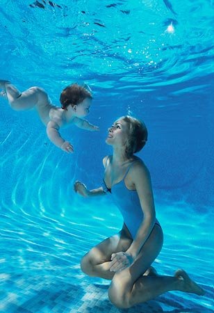 [swimming_babies_28.jpg]