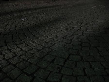[Cobbled+pavement.jpg]