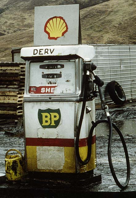 [petrol-pump.jpg]