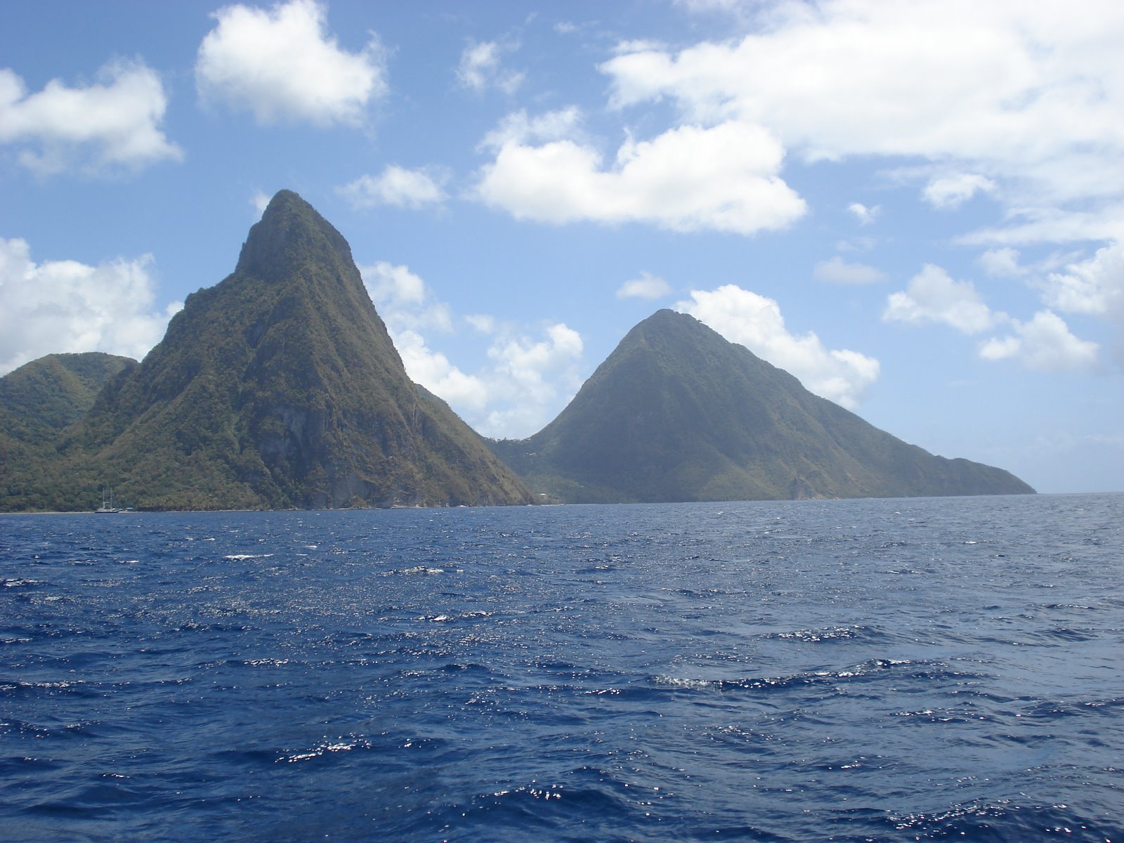[Approaching+the+Pitons+3.JPG]