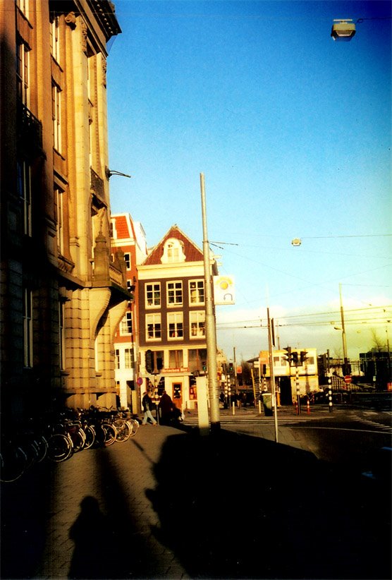 [my_shadow_amsterdam.jpg]