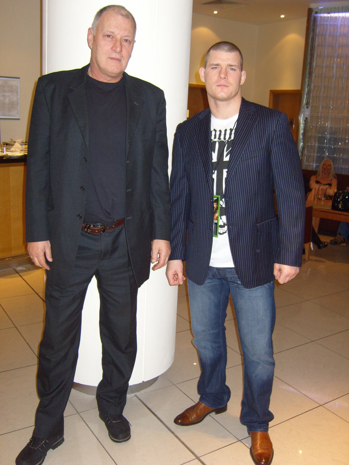 [Mick+Bisping+with+his+father.JPG]