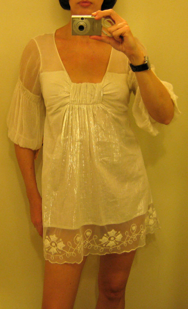 [white+dress+1.jpg]