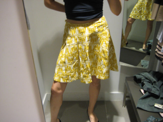 [yellow+skirt.jpg]