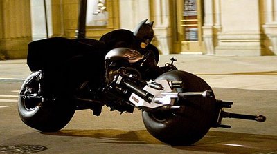 [dark-knight2-motorcycle.jpg]
