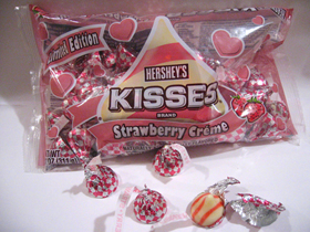 [hershey_kiss_strawberry_creme_package.jpg]