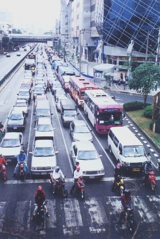 [04_bangkok_traffic.jpg]