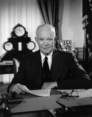 [Eisenhower_in_the_Oval_Office.jpg]