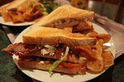 [180px-Club-sandwich.jpg]