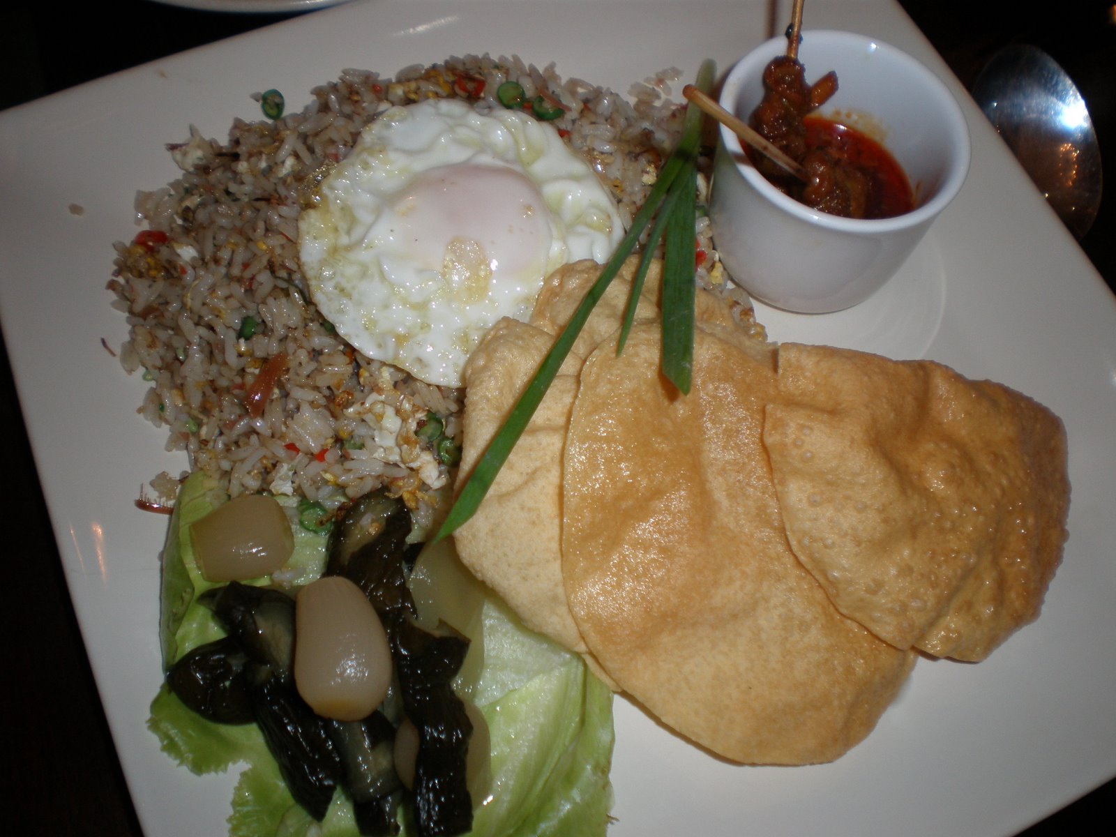 [fried+rice+kerabu.JPG]