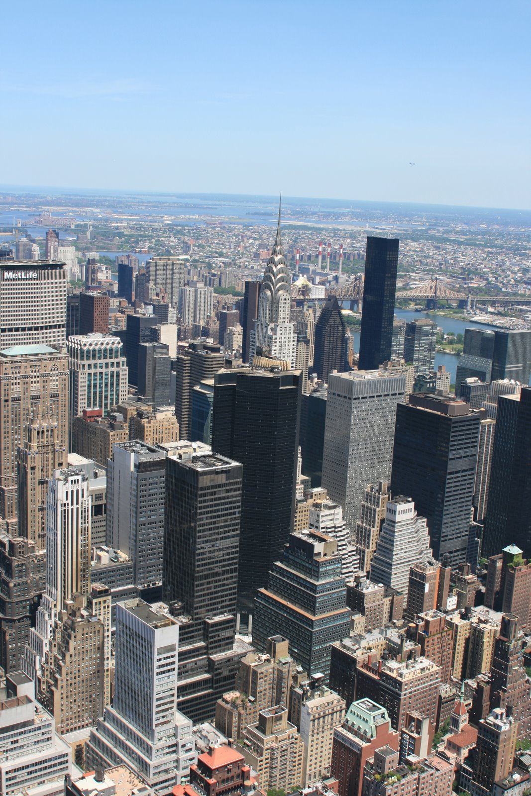 [New+York+-+Chrysler+Building+view.JPG]