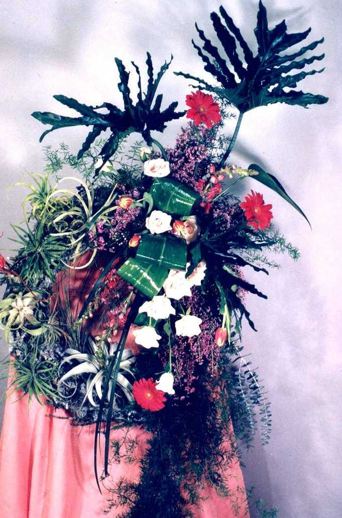 [Funeral+Wreath+-+tropical.jpg]