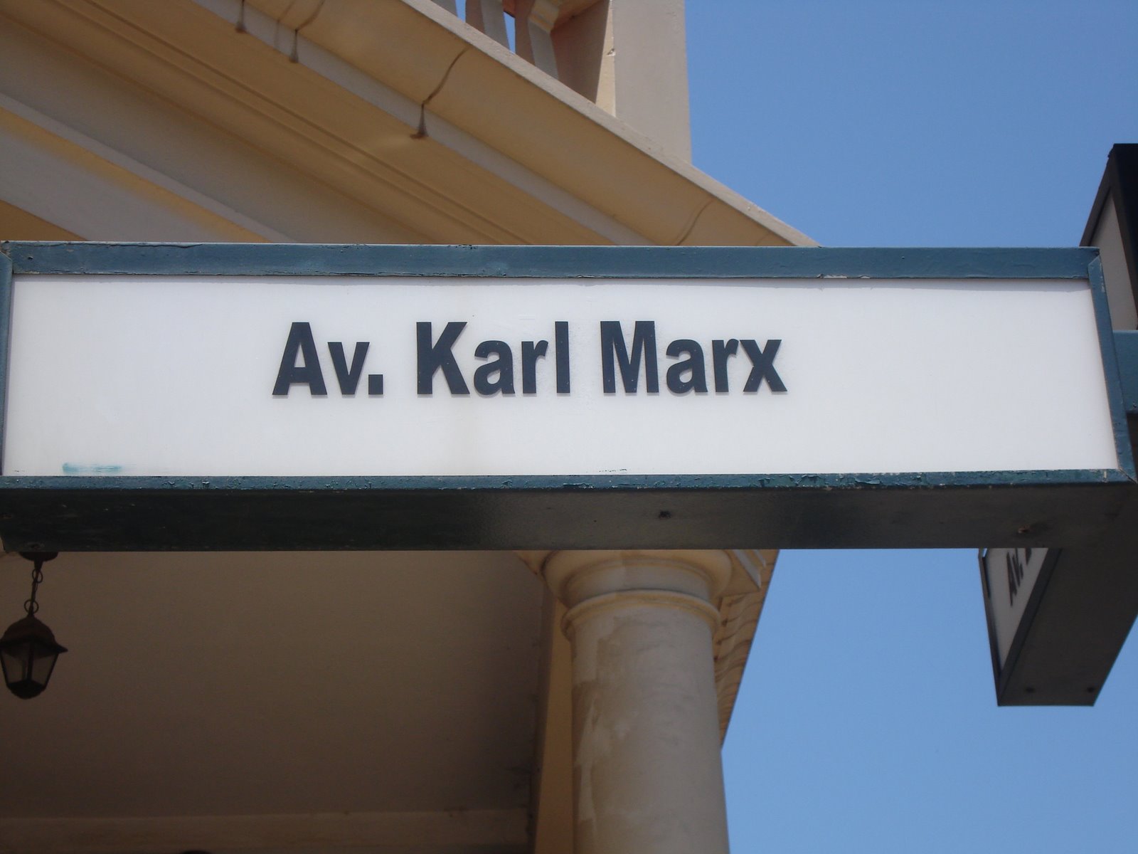 Avenida Karl Marx