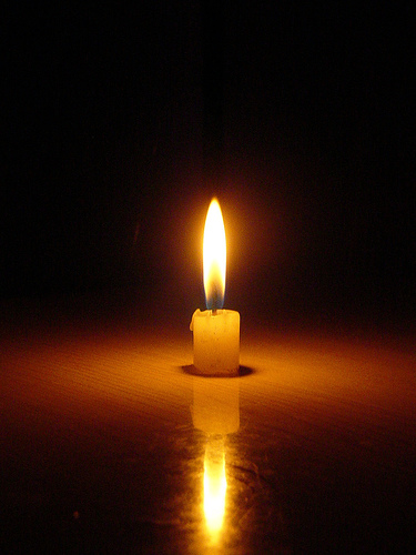 [a+candle.jpg]