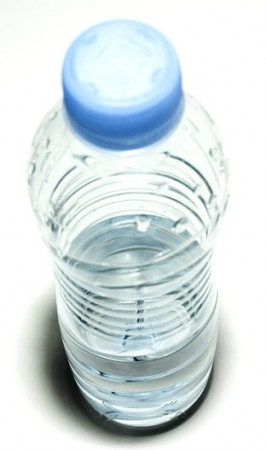 [botella_agua.jpg]