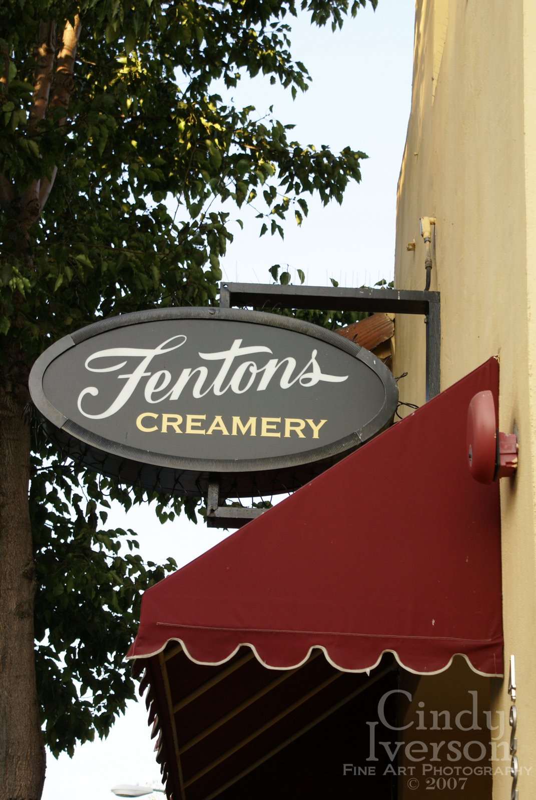 [Fenton's+sign.jpg]