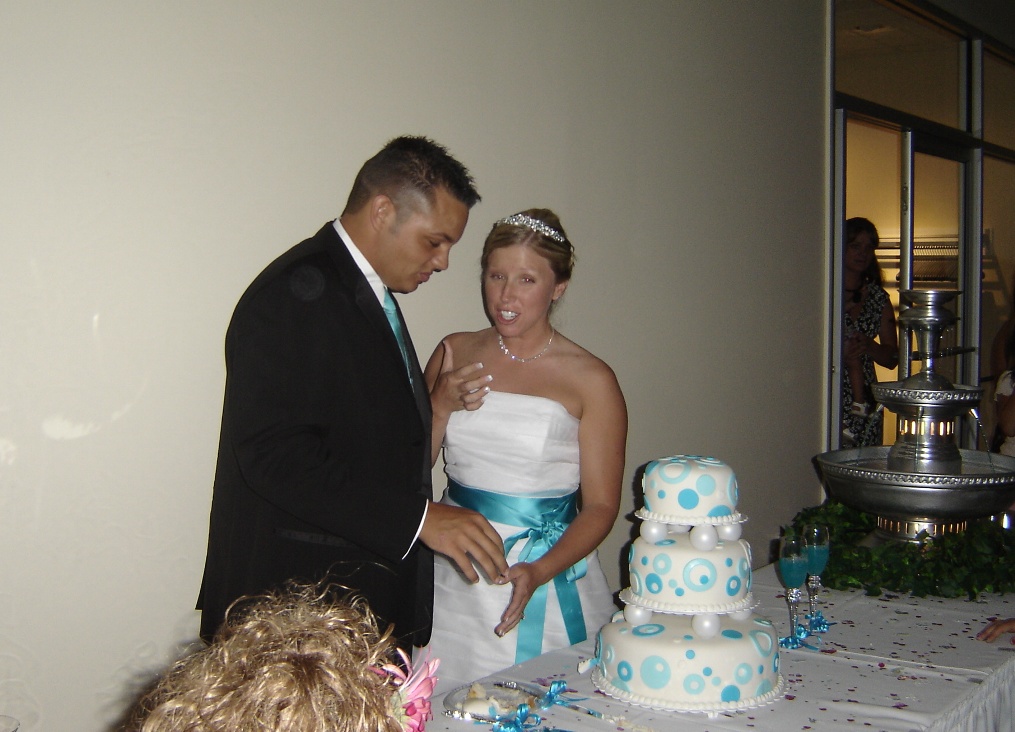 [Wedding_Cake.jpg]