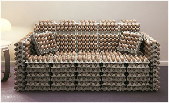 [egg+sofa-lobzik.jpg]