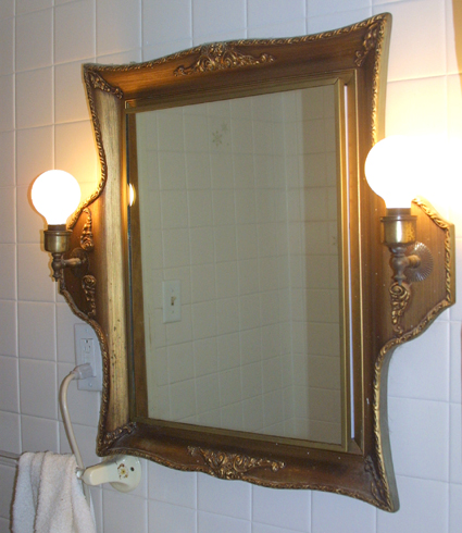 [Bathroom+Mirror+092107-LowRes.jpg]