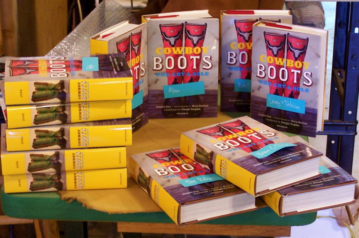 [Boot+Books]