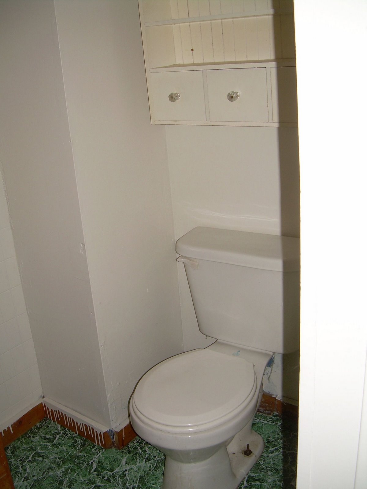 [Bathroom.jpg]